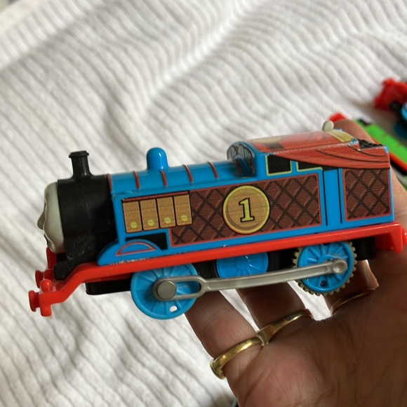 Set of 6 Thomas the train engines - Picture 7 of 13